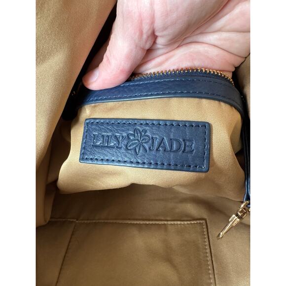 Lily Jade 100% Genuine Leather Blue Convertible Diaper Bag Backpack Meggan - Picture 9 of 16